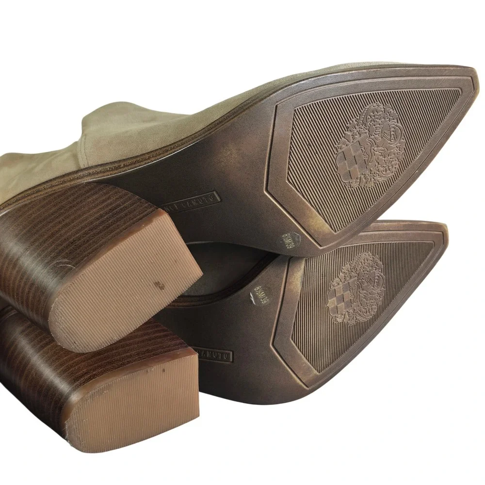 Vince‎ Camuto Gigietta Tan Suede Pointed Toe V-Cut Ankle Booties Woman 8.5M 39